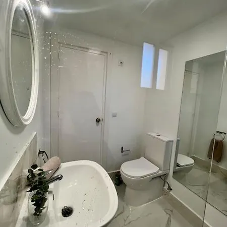 Center Flat Apartment *