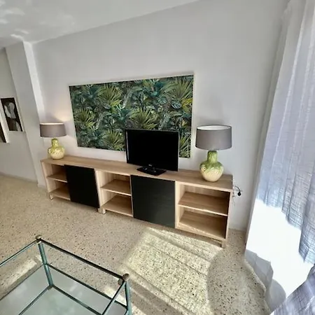 Apartment Center Flat